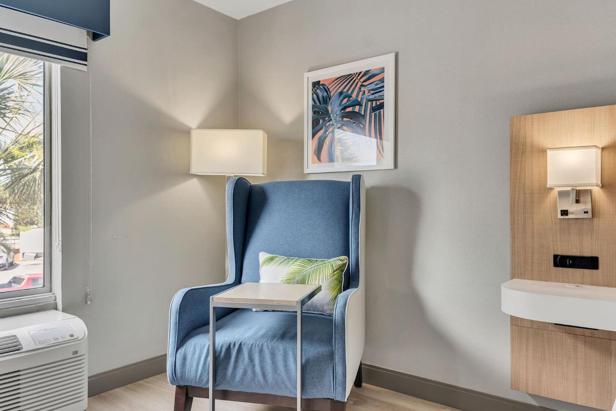 Holiday Inn Express & Suites Destin - Miramar Beach By Ihg Экстерьер фото
